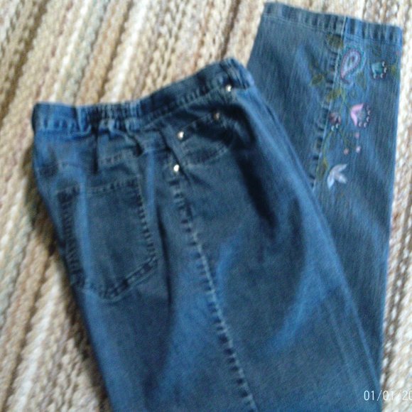 Alfred Dunner Denim - Alfred Dunner Size 12 Jeans